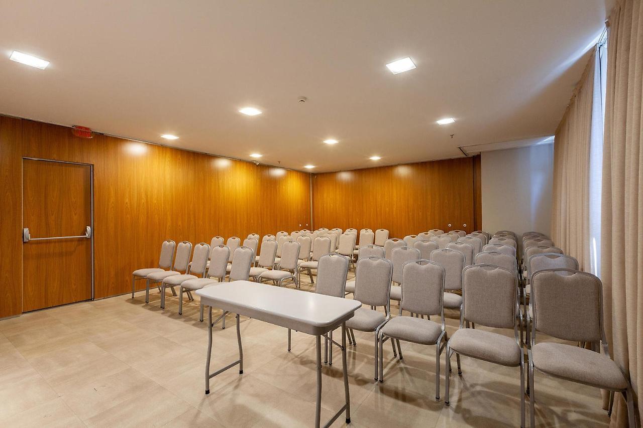 Tri Hotel Executive Brusque Εξωτερικό φωτογραφία