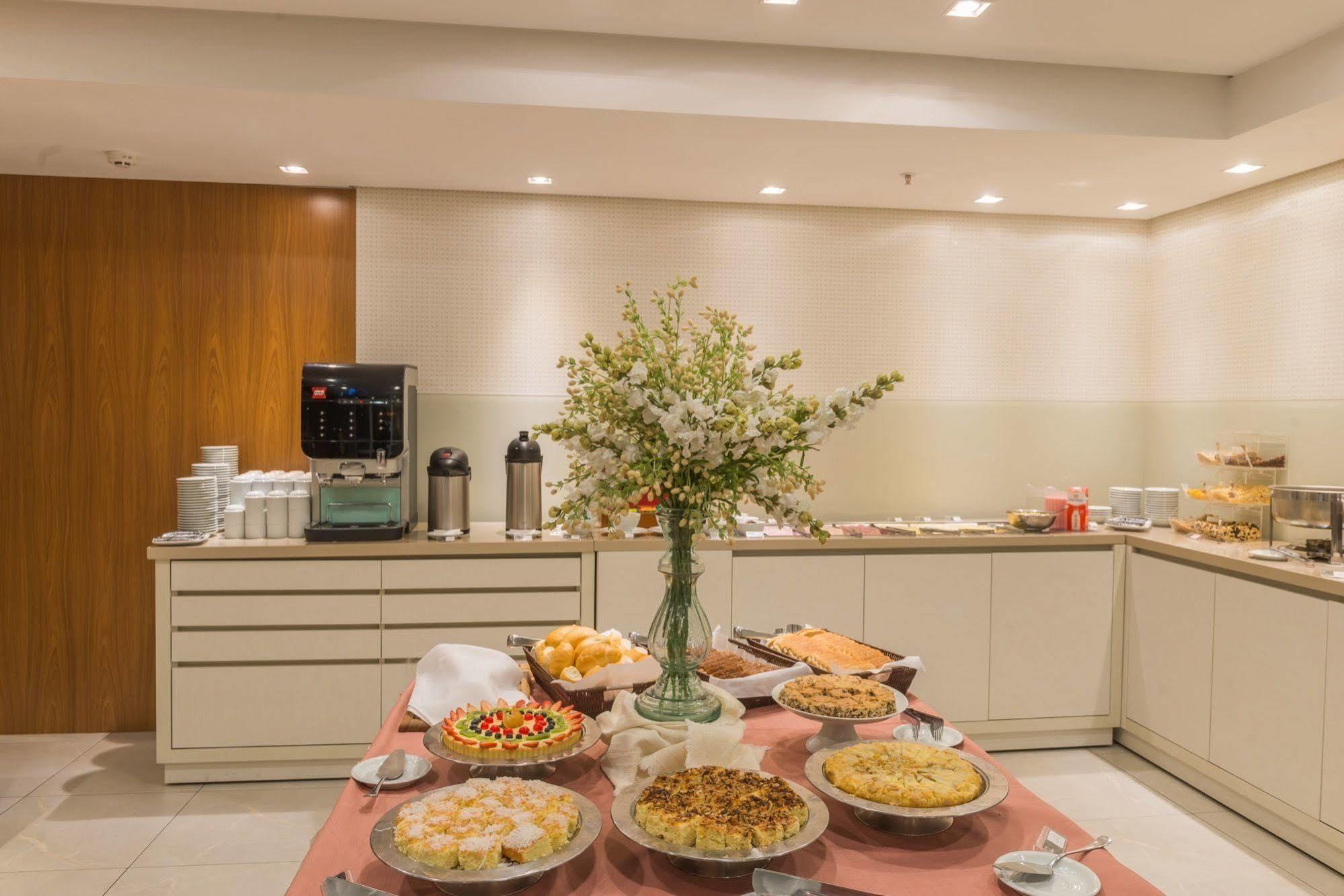 Tri Hotel Executive Brusque Εξωτερικό φωτογραφία